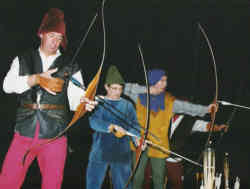 Les archers  leur entrainement nocturne...